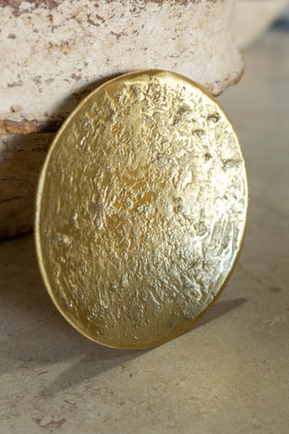 Luna Brass Plate
