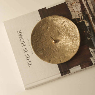 Luna Brass Plate