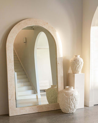 esta-floor-mirror-life-style