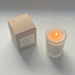 Violet, Smoke + Fig Handcrafted Scented Soy Candle | Clear Jar