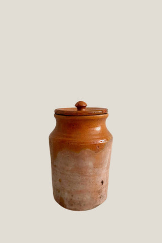 Clay Jar with lid