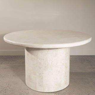 Paradis Round Dining Table, Close Up Side Angle