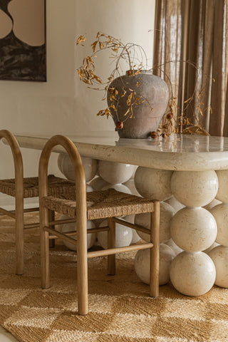 Perlas Dining Table