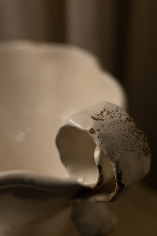 Scavo Twist Bowl with Handles