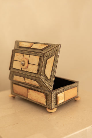 No. 3 Moroccan Camel Bone & Brass Inlaid Jewelry Box