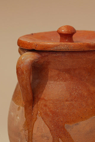 Clay Pot with lid