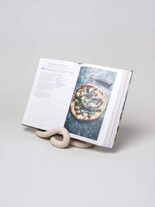 Lumbra Book Stand
