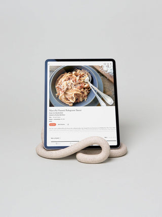 Lumbra Book Stand